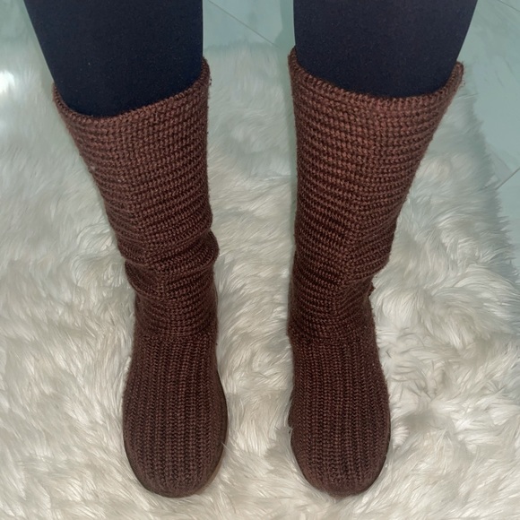 UGG Knit Boots - Picture 4 of 16